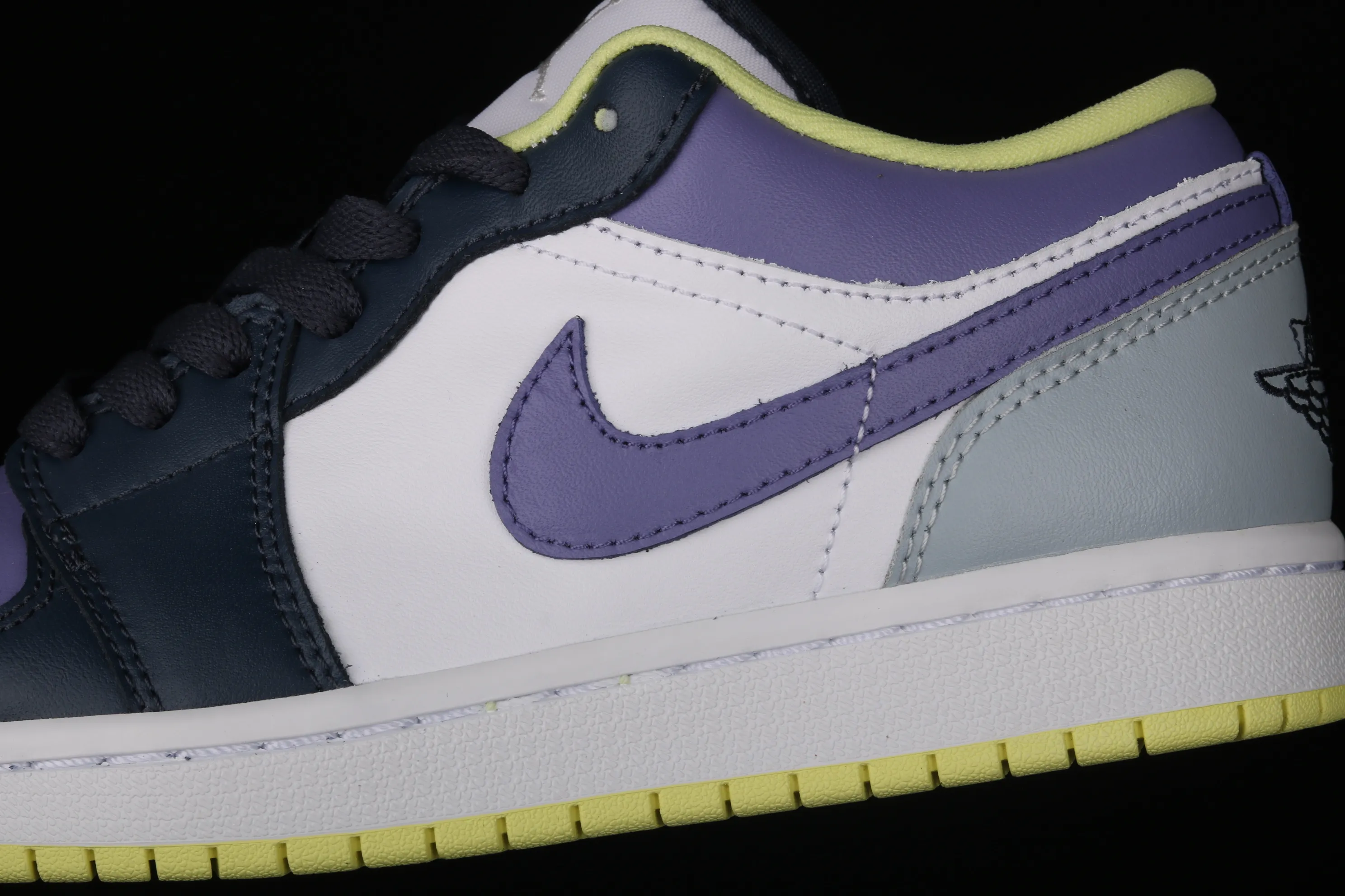 All categories Air Jordan Jordan series basketball shoes Air Jordan 1 Low G version pure original Air Jordan 1 Low AJ1 Joe 1 low-top mandarin duck color matching DJ4342-400